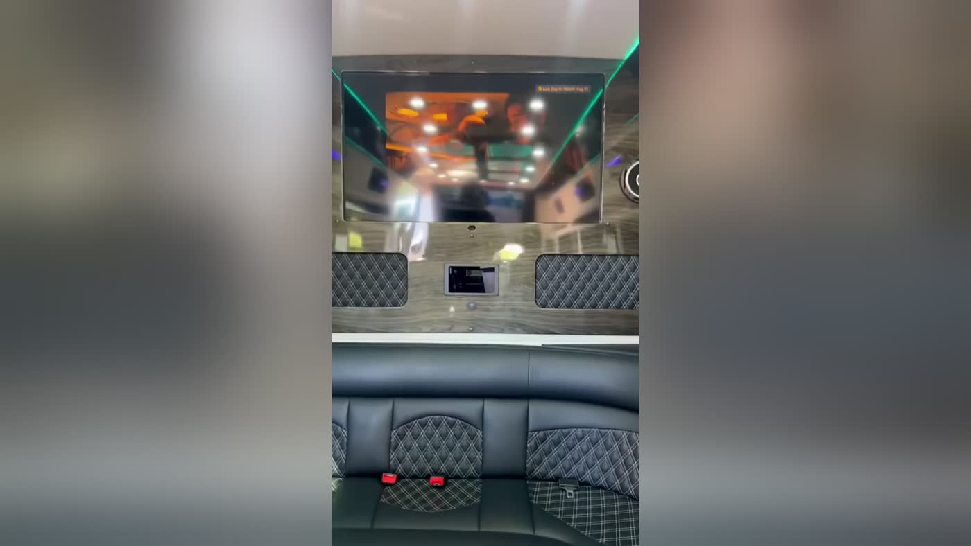 Rent Luxury Vans Mercedes-Benz vehicle